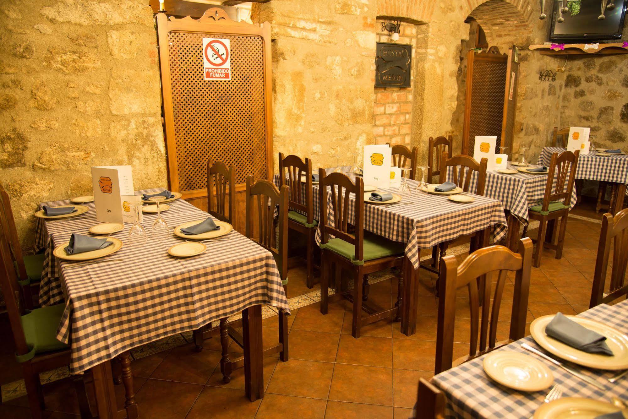 Hostal Hueso Trujillo Exterior photo